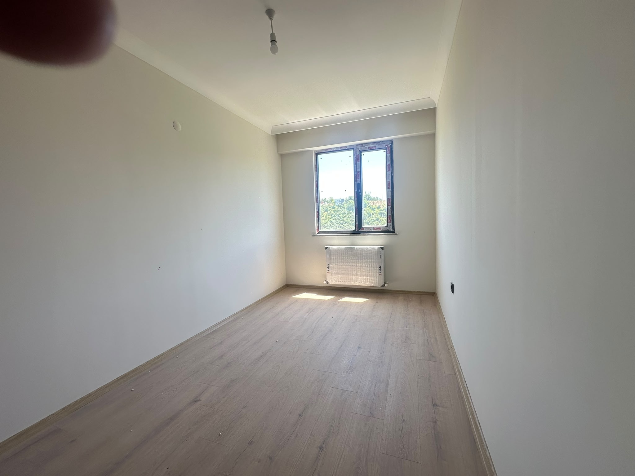 MABEL DEN ATATÜRK MAHALLESİNDE EBEVEYN BANYOLU(2+1) SIFIR DAİRE